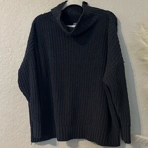 Aerie dark grey sweater 7